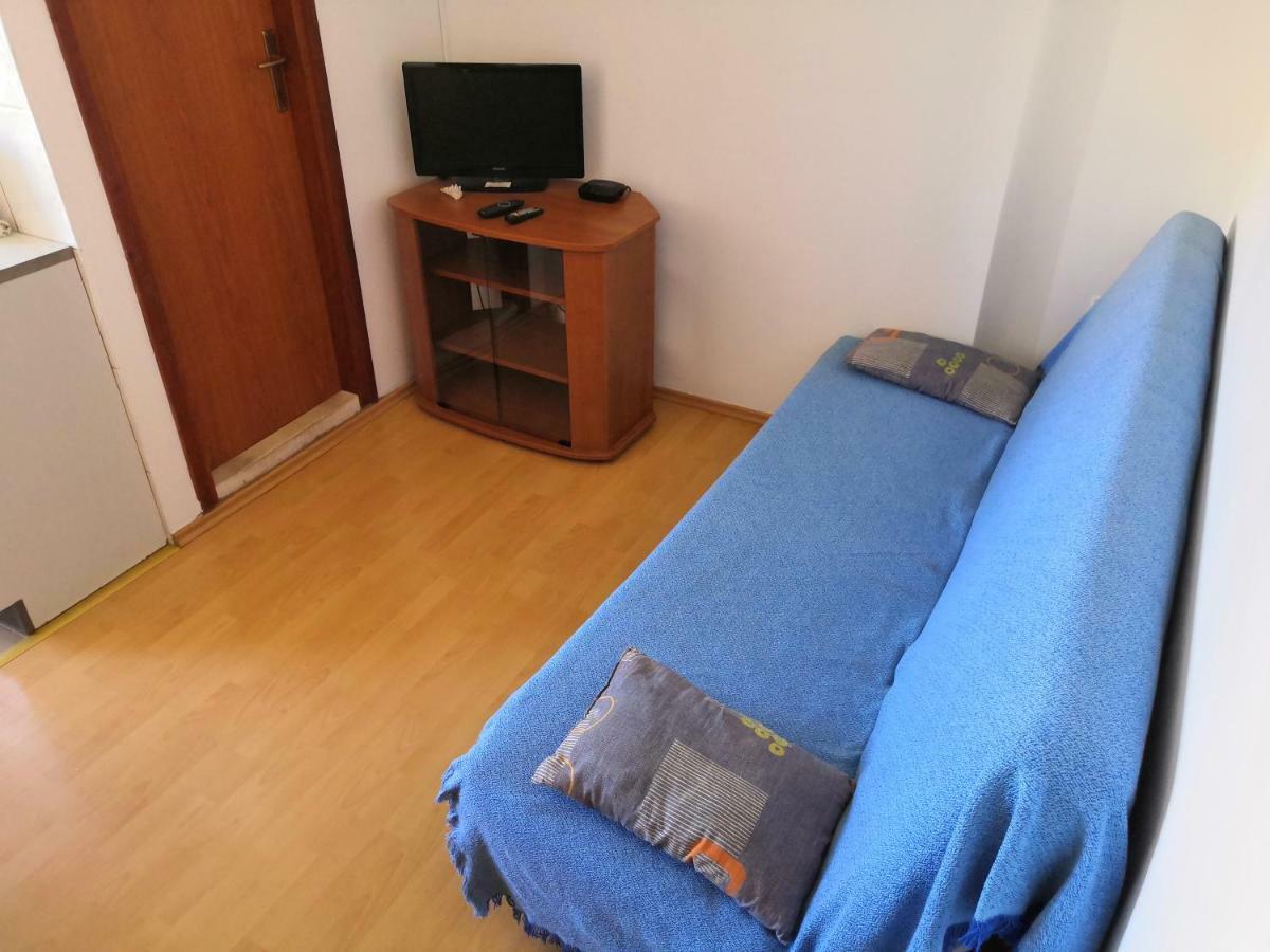 Apartments Srhoj Stari Grad Kültér fotó